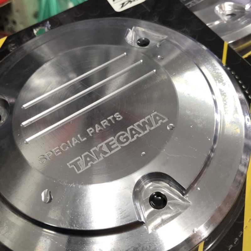 Nắp tròn 3 lỗ Wave / Dream nhôm CNC