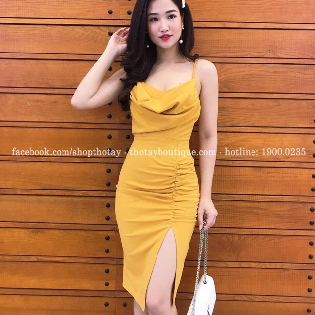 ĐẦM XẺ ĐÙI CỔ ĐỔ
