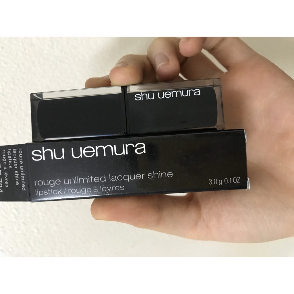 Trả hàng phấn phủ