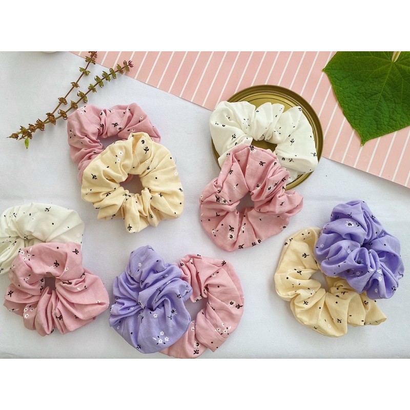 Scrunchies hoa nhí xinh iu