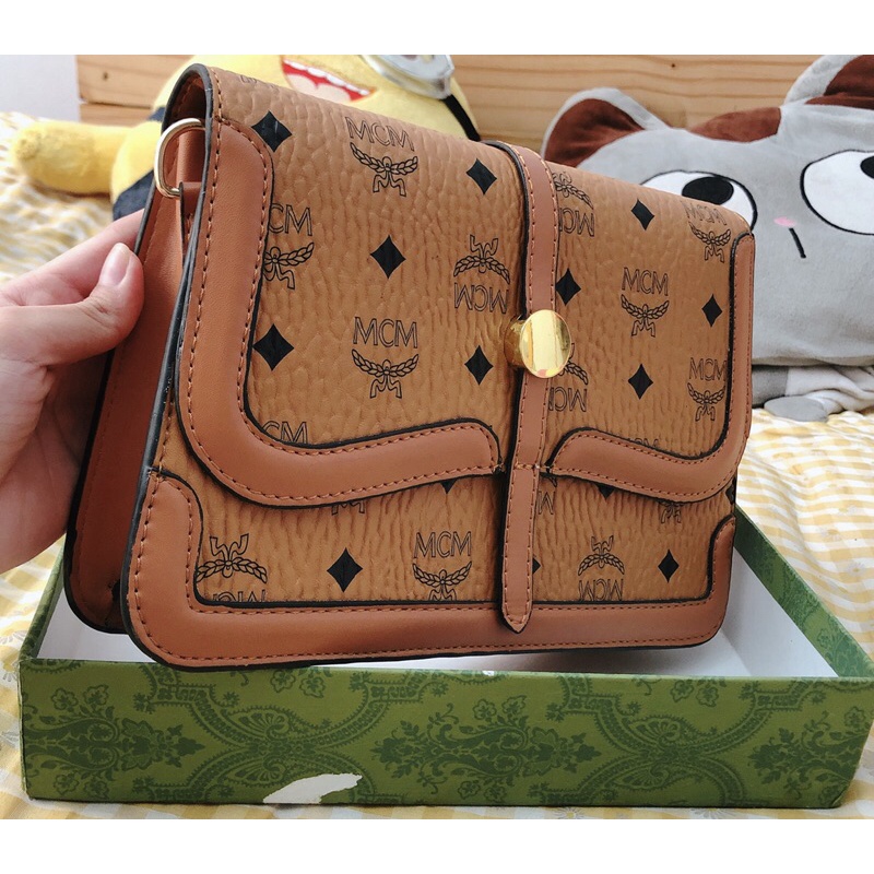 Túi McM Nâu Đeo Chéo Clutch Cầm Tay Nữ Cao Cấp