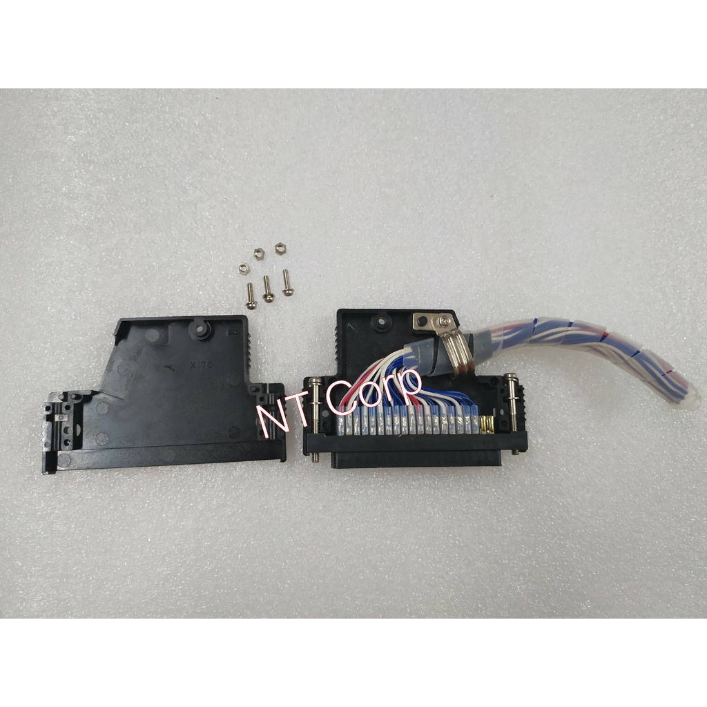 Đầu nối Jack 40pin Input/Output A6CON1, A6CON4 dùng cho Module I/O PLC các dòng Q Mitsubishi, Omrron, Fuji