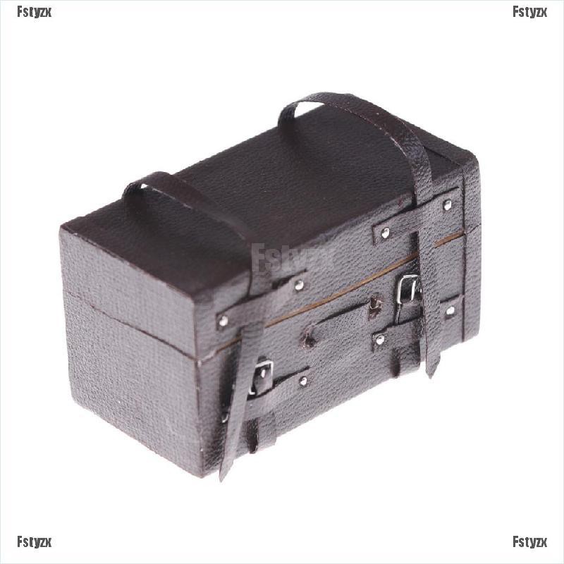 Fstyzx 1:10 RC Rock Crawler Decoration Luggage Box Case for Axial SCX10 TAMIYA TRX-4