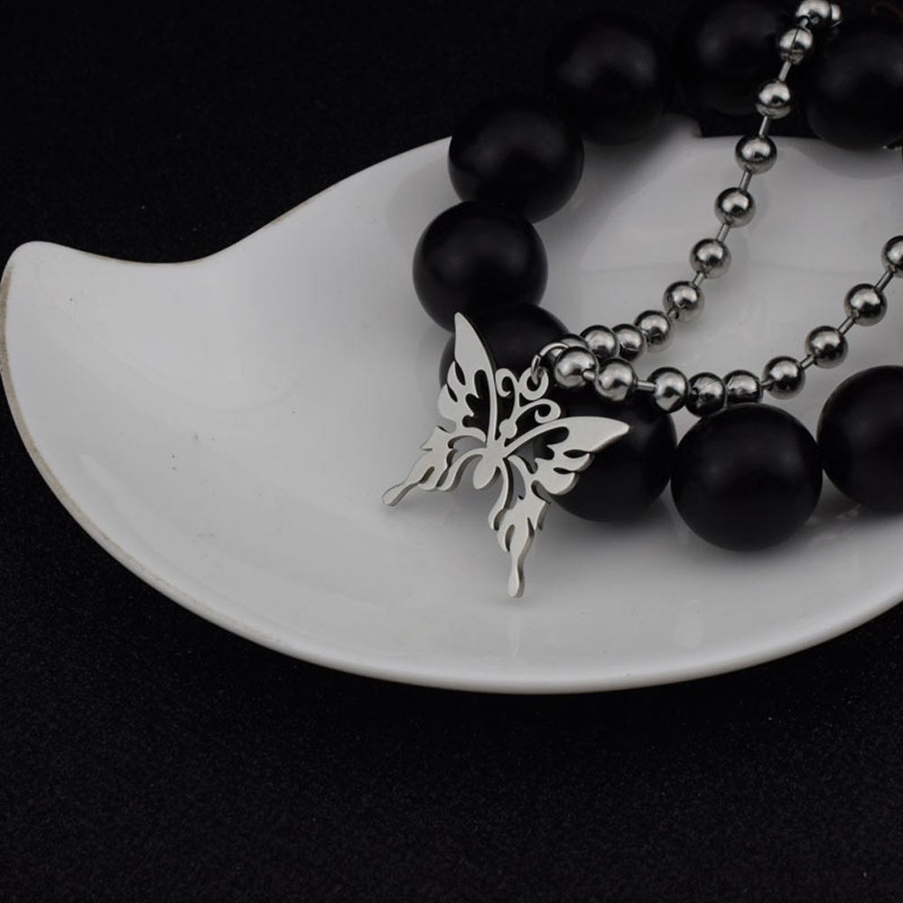 Vòng cổ choker hình bướm phong cách gothic thời trang