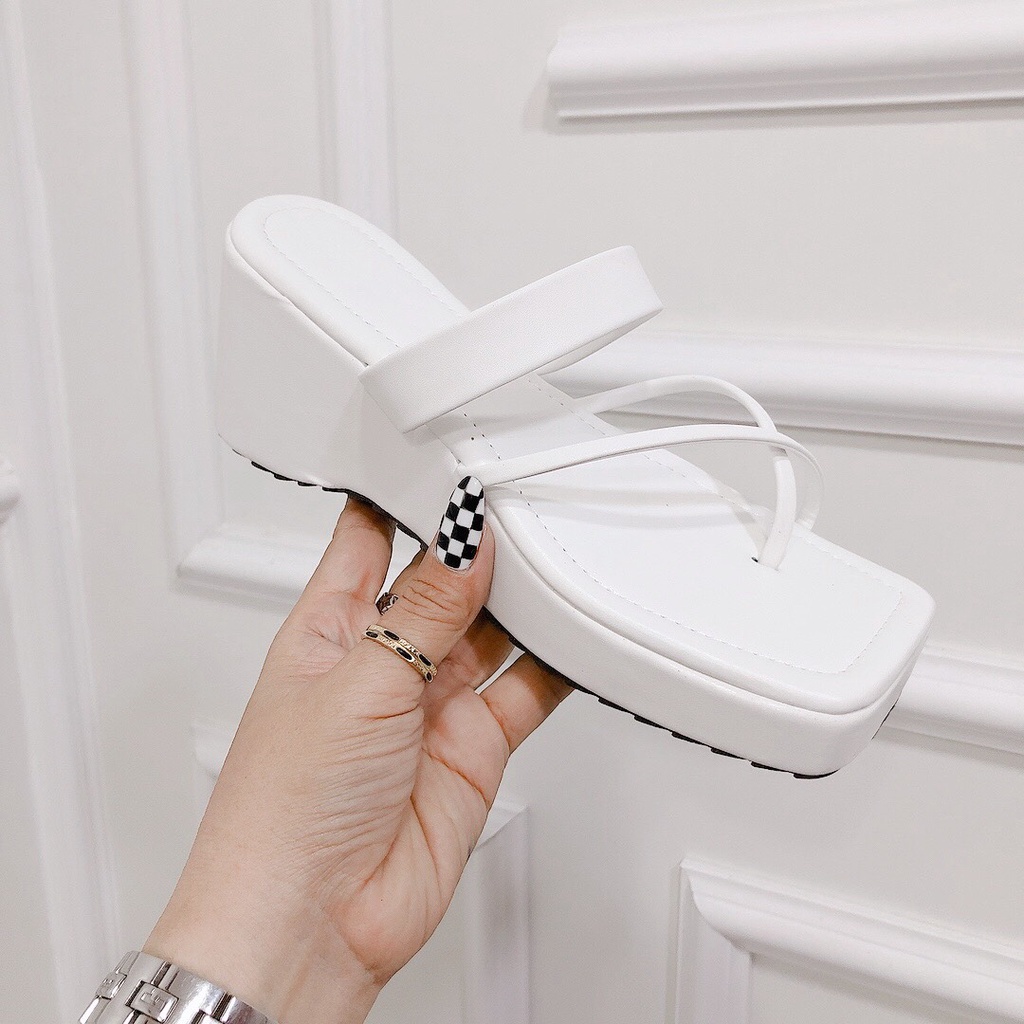 Dép Xuồng Xỏ Ngón, Dép Đế Bánh Mì 7-8p Chất Nhẹ Mang Êm Chuẩn Form Thời Trang Cực Xinh - Chi Chanh Store