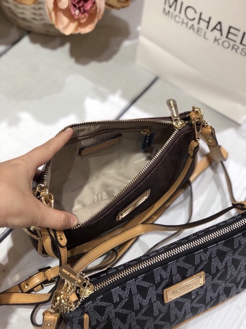 TÚI MICHAEL KORS DÁNG THUYỀN MINI