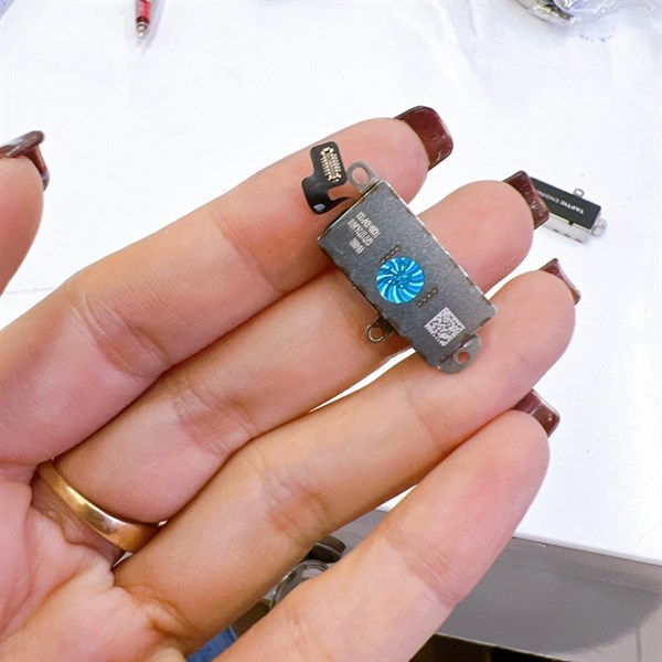 Rung điện thoại TÁO 13 Pro, bảo hành đổi trả.