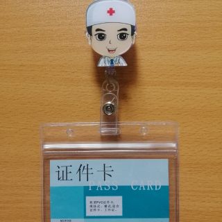 Combo (móc đeo thẻ tên + vỏ thẻ)