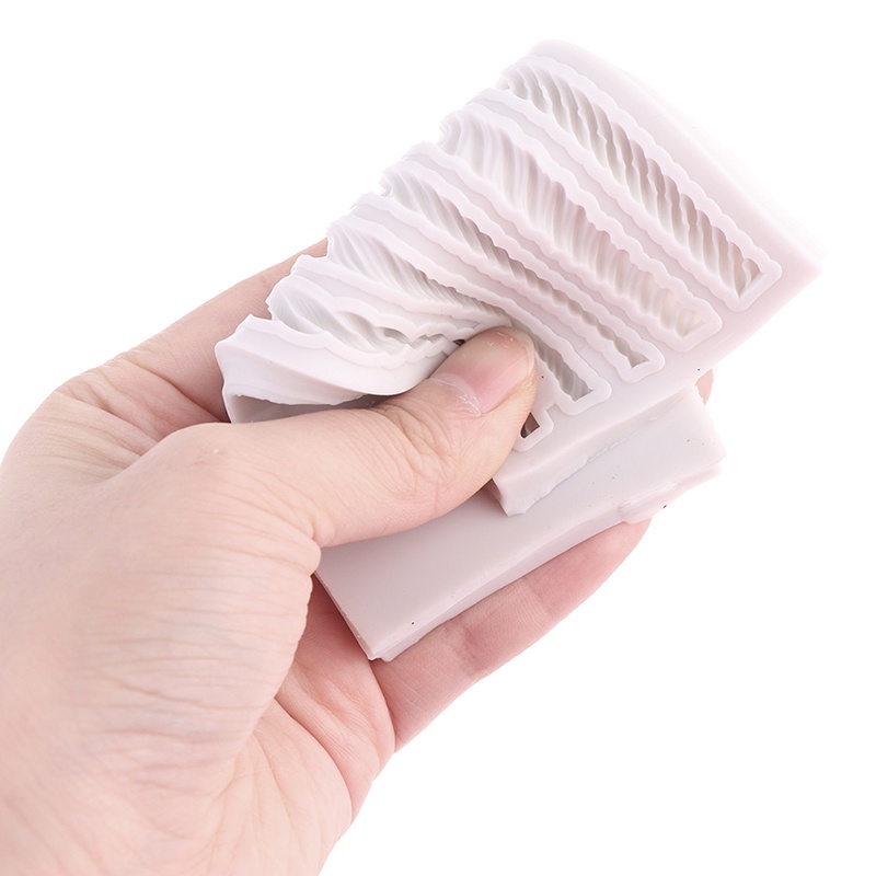 Khuôn Silicone Tạo Hình Làm Bánh DIY