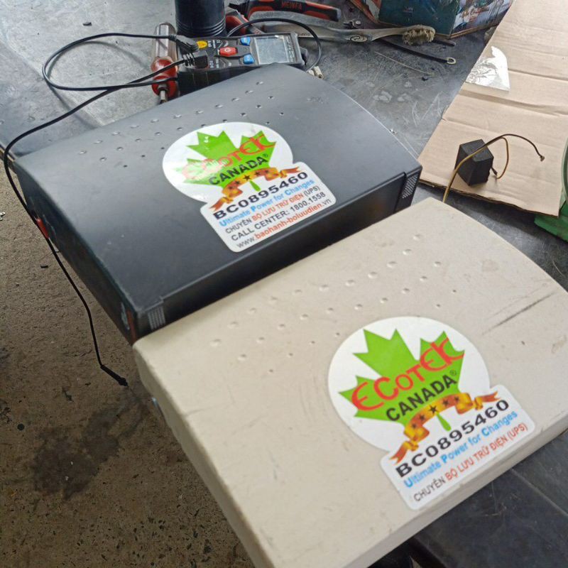 Bộ lưu điện Santak TG500