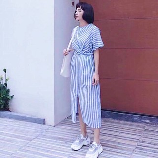 Đầm váy sọc xanh form dài chéo eo