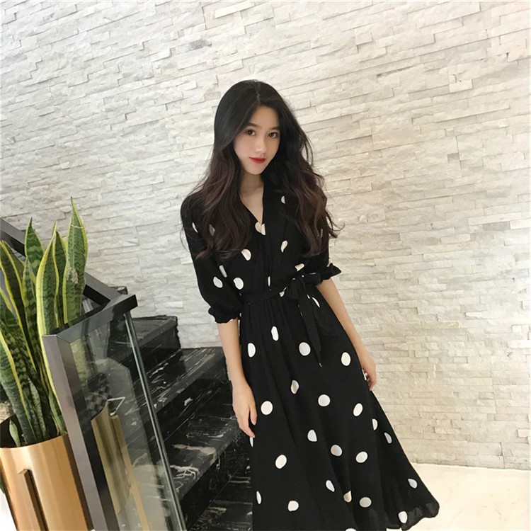 Váy chấm bi cổ chữ V liền thân eo thắt nơ kiểu dáng Hàn Quốc Xuân Hè 2019