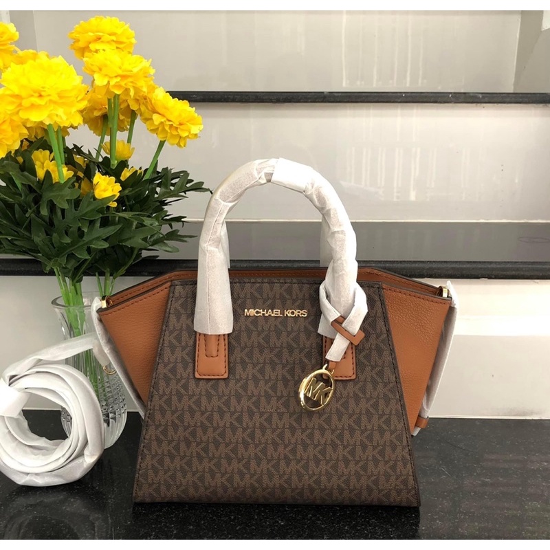 Túi xách nữ michael kors