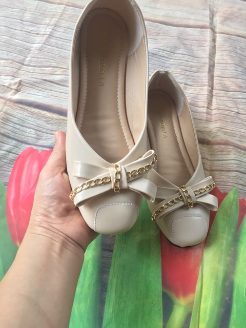 Giày nữ I Bệt da lì đế dẻo nơ phối xích cực xinh | BigBuy360 - bigbuy360.vn