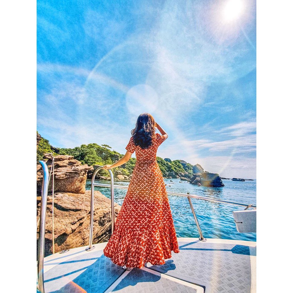 Váy cam đất hoa nhí trắng dây xỏ thắt eo