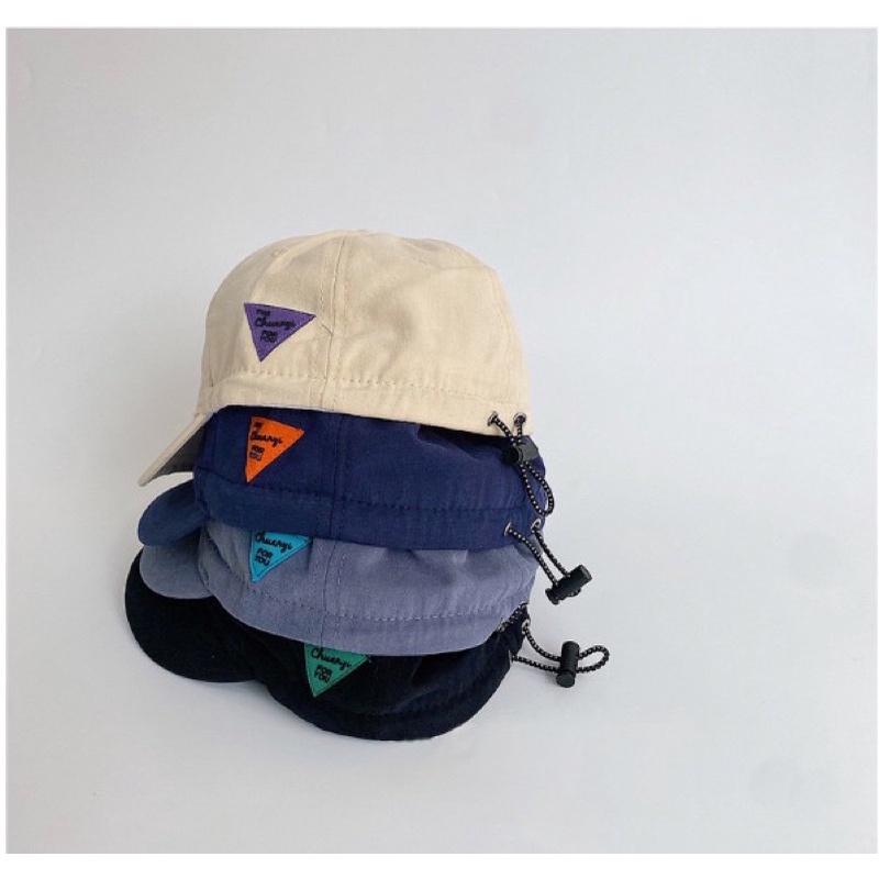 Mũ lưỡi trai vành ngắn cho bé trai và gái