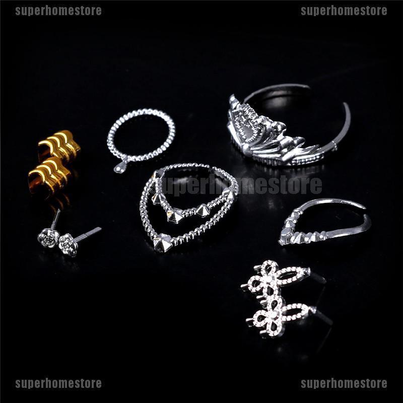 Set 10 vương miện nhựa màu bạc dùng trang trí búp bê kích thước 11"