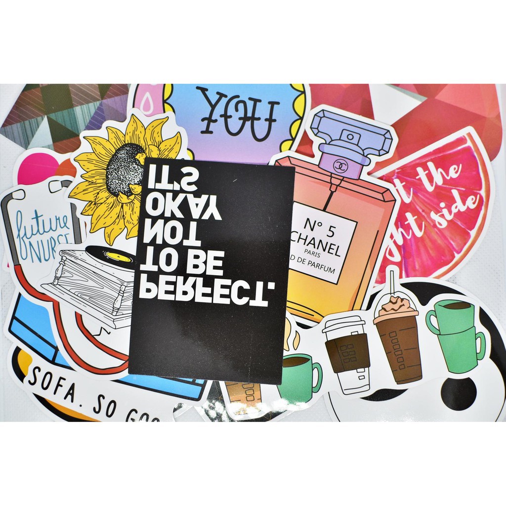 SET 50 MIẾNG DÁN STICKER INSTAGRAM STARBUCKS CORGI CHỐNG NƯỚC DÁN NÓN BẢO HIỂM, LAPTOP, VALI, TỦ, BÀN HỌC,XE HONDA, O TO