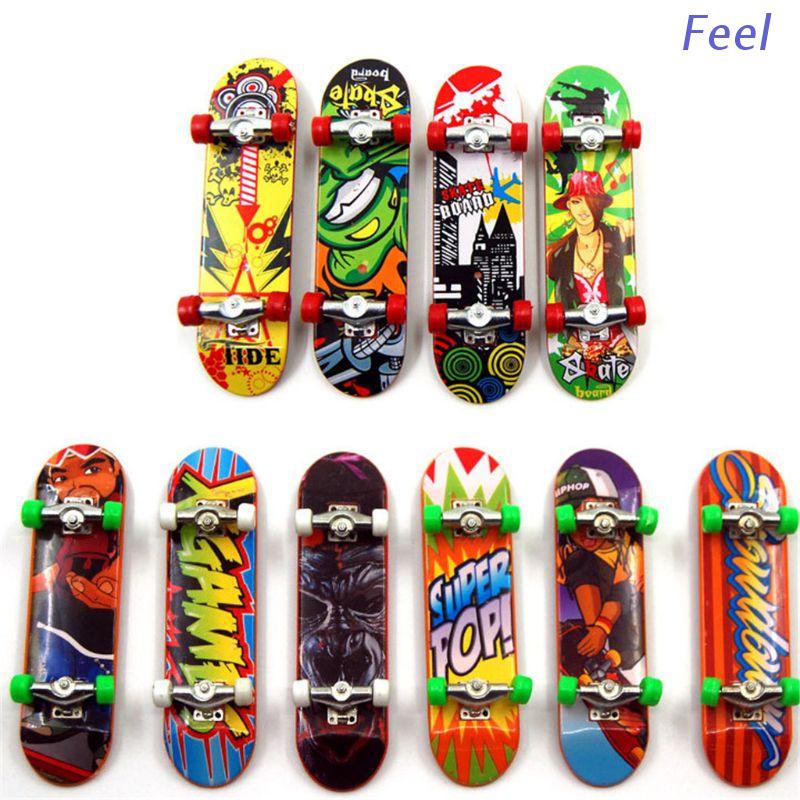 Set 2 ván trượt ngón tay mini bằng hợp kim cao cấp