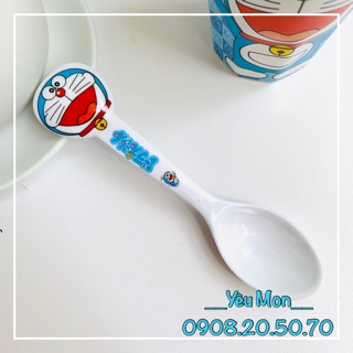 MUỖNG NHỰA DORAEMON DOREMON