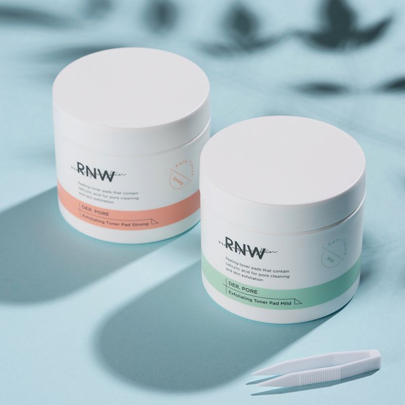 Hộp 60 Bông Toner Pad BHA RNW Tẩy Tế Bào Chết Kiểm Soát Dầu Thừa Se Khít Lỗ Chân Lông