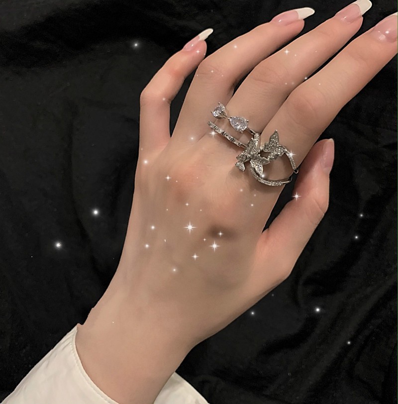 Nhẫn Hình Bướm Đính Kim Cương Giả Phong Cách Hàn Quốc Dễ Phối Đồ 23532