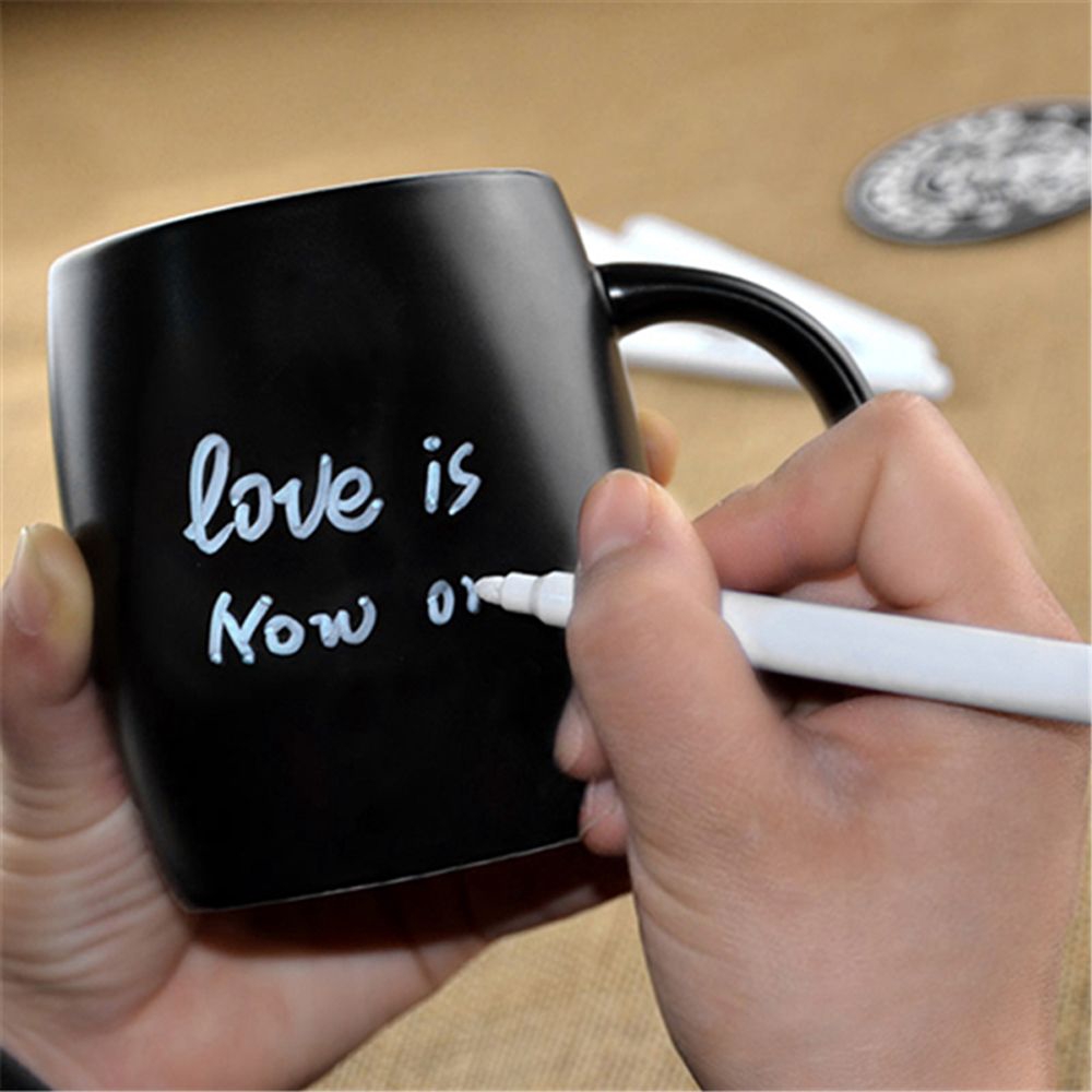 Bút phấn nước màu trắng tiện dụng