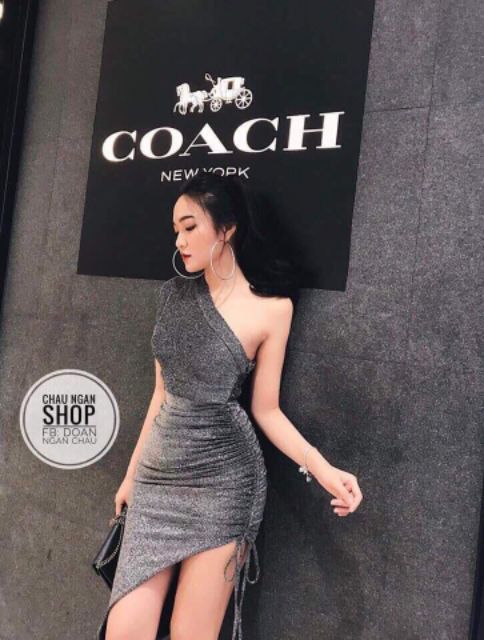 Đầm body kim sa lệch vai tà xéo rút dây