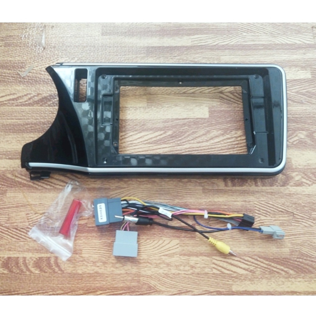 Mặt dưỡng màn hình Honda city kèm jack zin 2014-2019