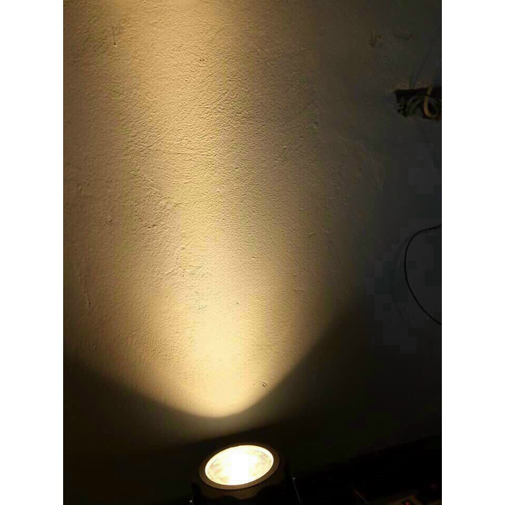 Đèn rọi cột trang trí ngòai trời siêu sáng chống nuớc cam kết giá tốt nhất thị truờng 10W 20W 30W bảo hành 1 năm