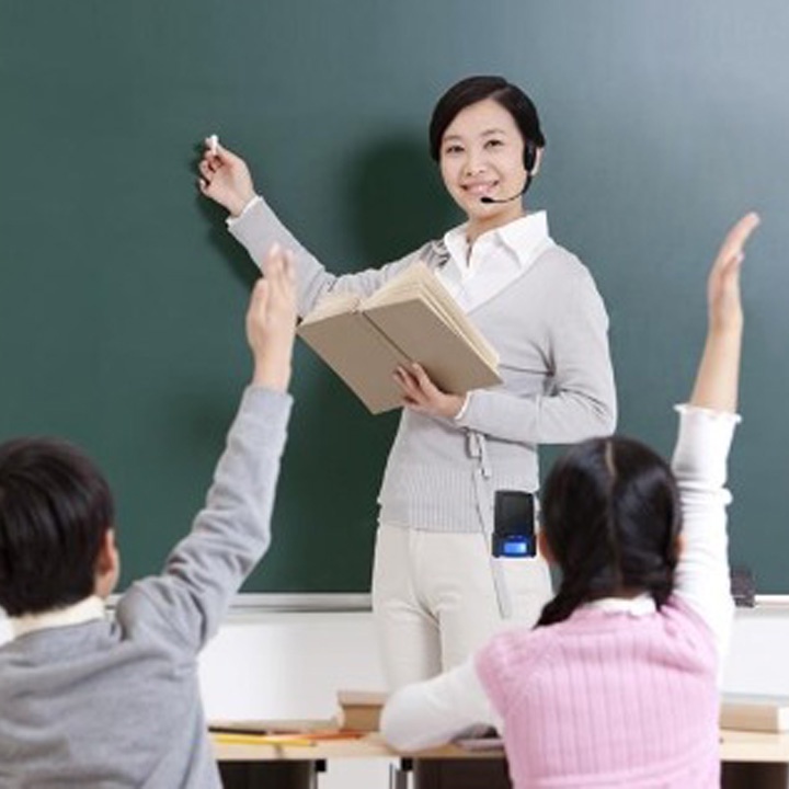 Micro máy trợ giảng hàng chuẩn
