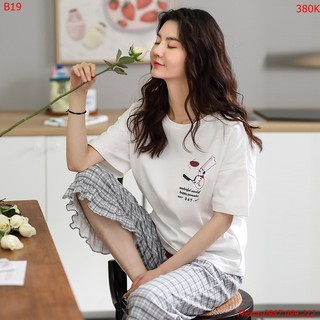 Bộ quần lỡ trắng sọc ngang thanh lịch - Micha B19