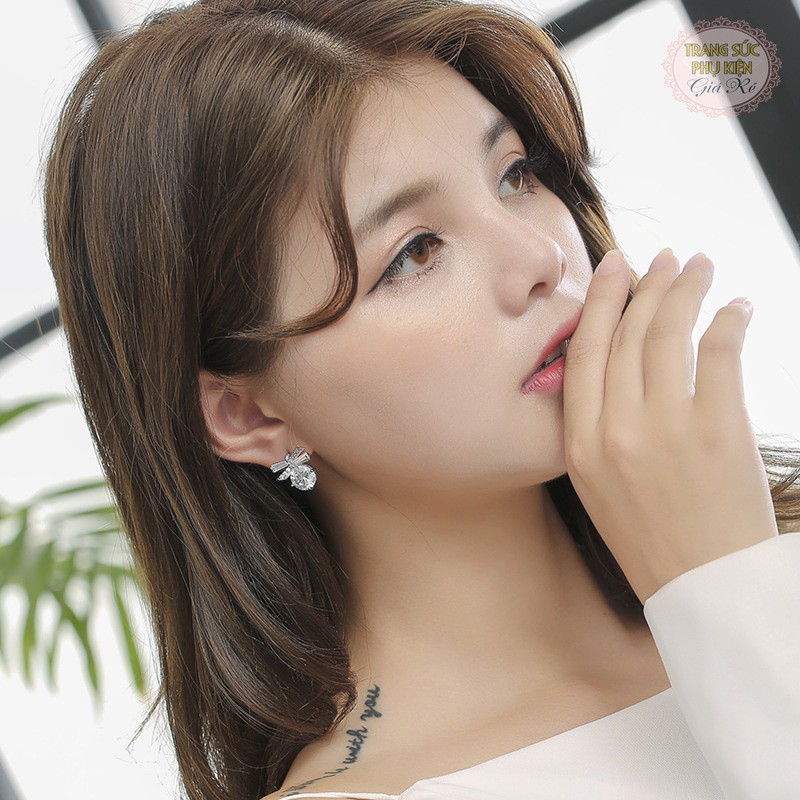 Bông tai nữ thời trang Hàn Quốc, mẫu mới bạc Ý S925 đá cực sáng- HT123