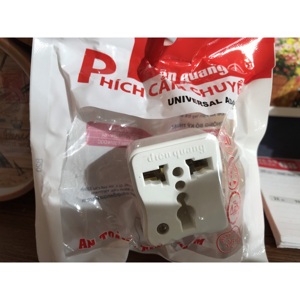 Phích cắm chuyển UA2A