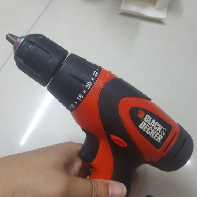 Combo Máy khoan và bắn vít Black&Decker