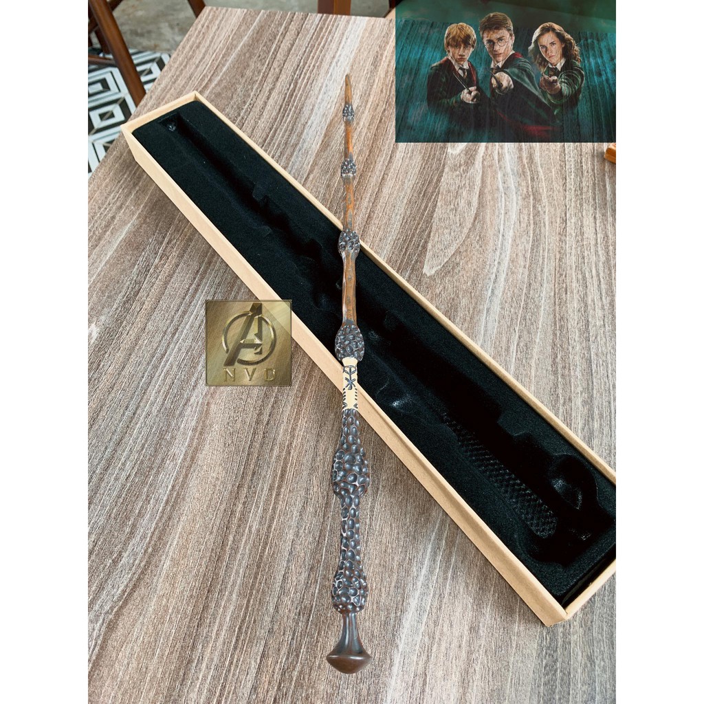 Đũa phép cơm nguội Dumbledore loại 1 lõi kim loại cho Potterhead