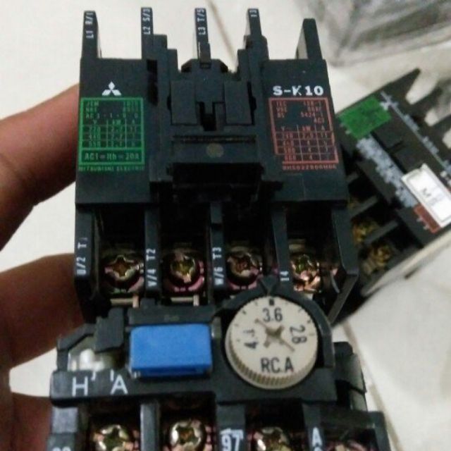 Khởi động từ Mitsubishi