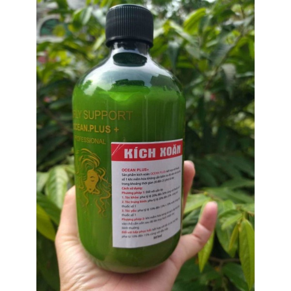 Kích xoăn tóc làm chơi cũng xoăn. Sử dụng cực kì đơn giản.Kích xoăn pha kết hợp cùng thuốc số 1