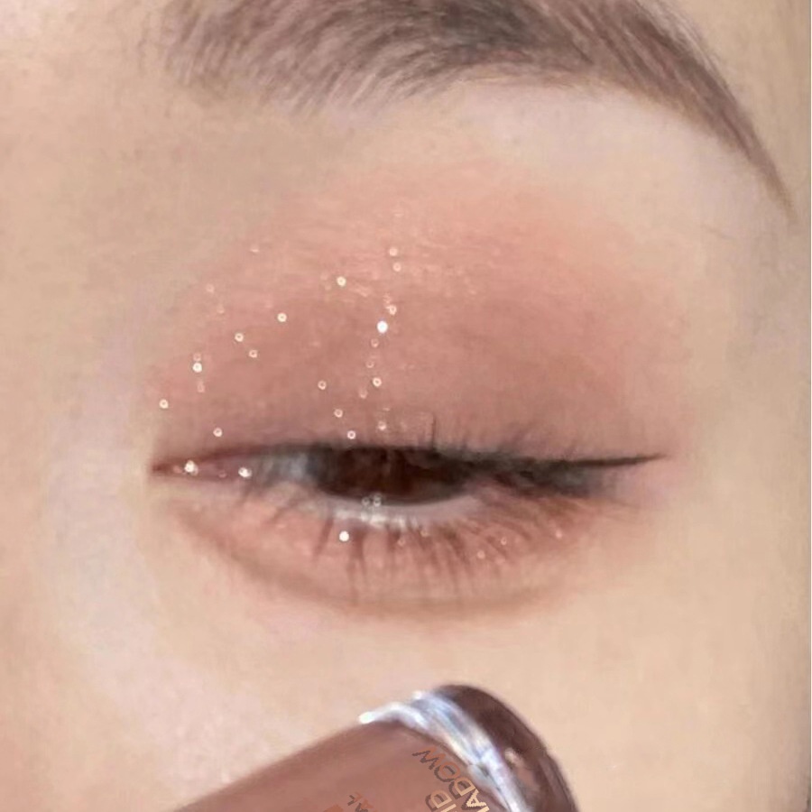 Phấn Mắt Dạng Lỏng CAPPUVINI Màu Sắc Long Lanh Quyến Rũ