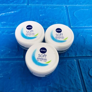 Kem dưỡng da Nivea Soft 50ml dưỡng ẩm chống nẻ