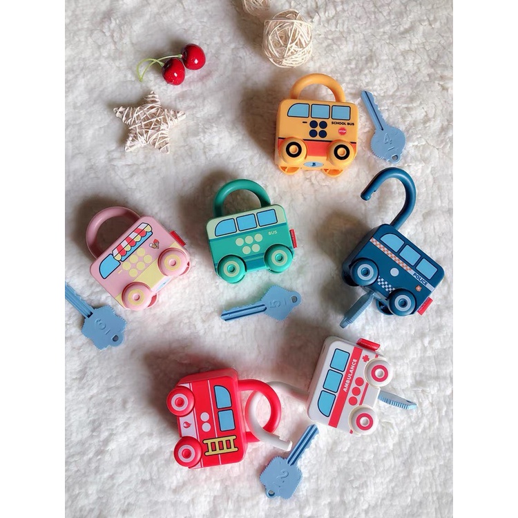Combo 6 Đồ chơi Montessori kết hợp xe đồ chơi, bộ ổ khoá và chìa khoá matching đầu đời cho bé