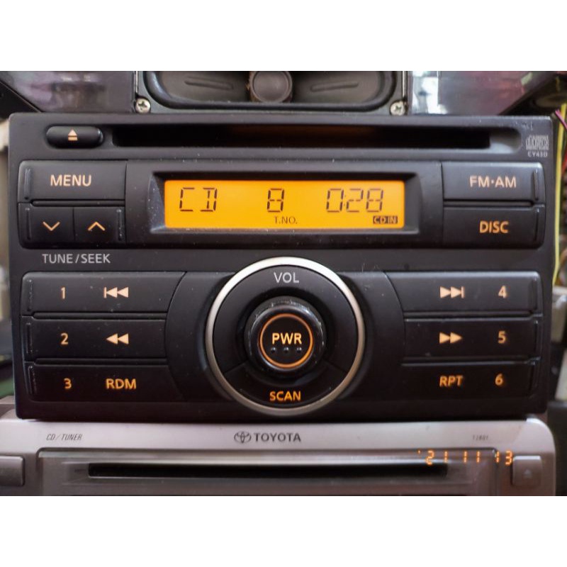 Đầu CD tháo xe Nissan các đời  LIVINA,