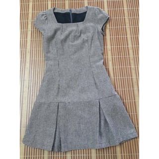 Váy dạ kẻ caro
