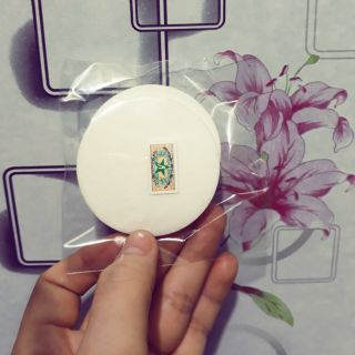 Bông mút tán kem nền FOUNDATION SPONGE