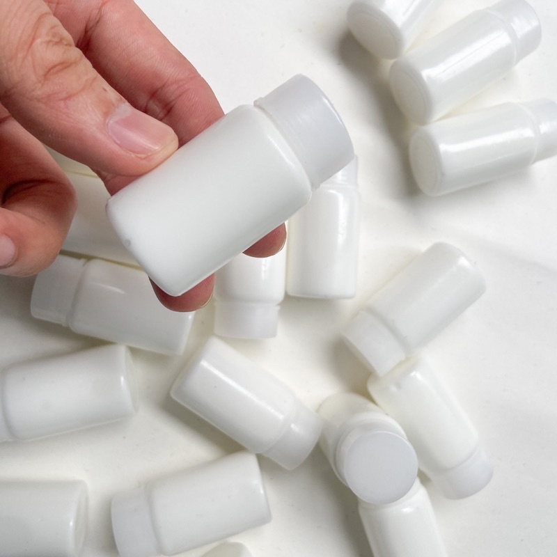 Keo sữa dán hình, dán giấy đa năng. Độ dính cao, an toàn, thân thiện hơn hồ dán thông thường