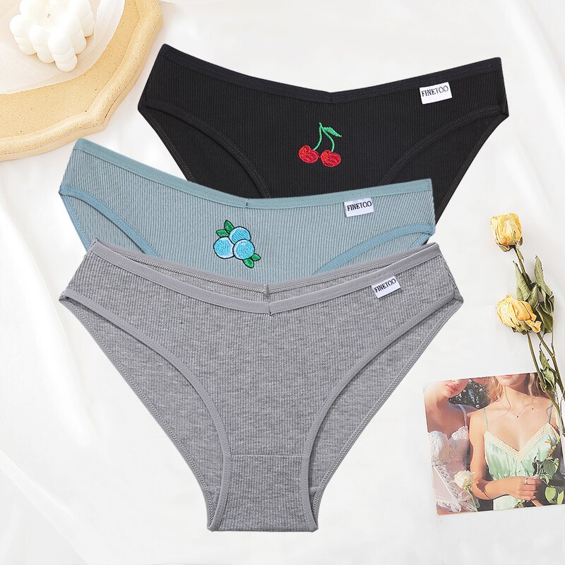 Set 3 quần lót CUTEBYTE cotton thêu hình trái cây xinh xắn dành cho nữ