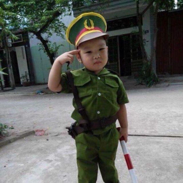Đồ Hoá Trang Cho Bé Bộ Trang Phục Cảnh Sát Xanh Đầy Đủ Phụ Kiện