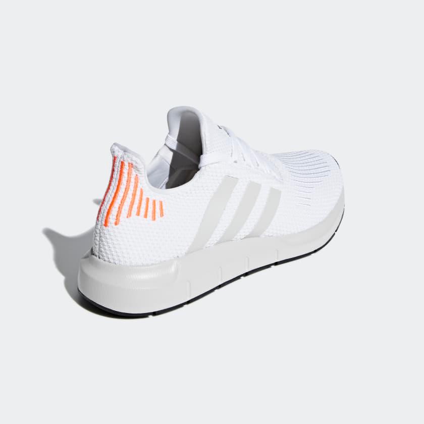 Giày thể thao Adidas Swift run white orange