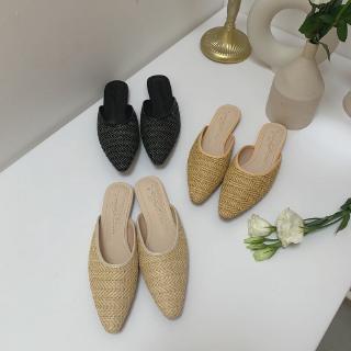 Guốc cói mũi nhọn