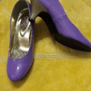 Giày nữ 2hand! (Size 37)